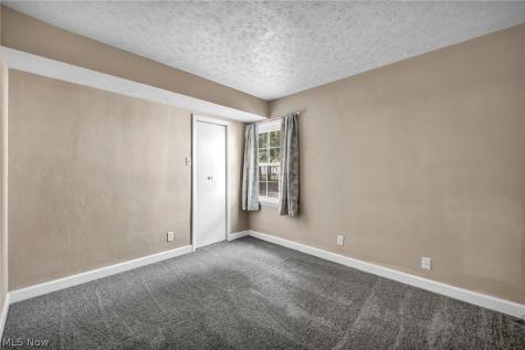 2139 Suncrest Circle Cuyahoga Falls OH 44221