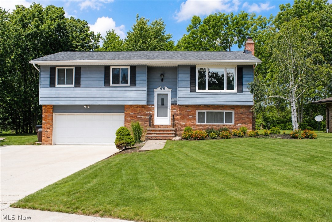 8920 Lakeview Circle Parma OH 44129