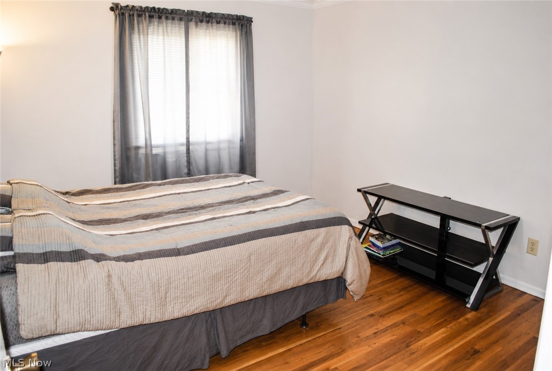 8920 Lakeview Circle Parma OH 44129