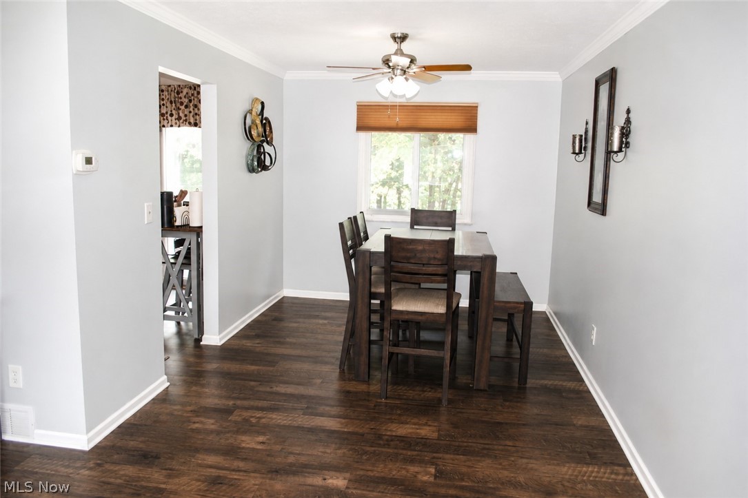 8920 Lakeview Circle Parma OH 44129
