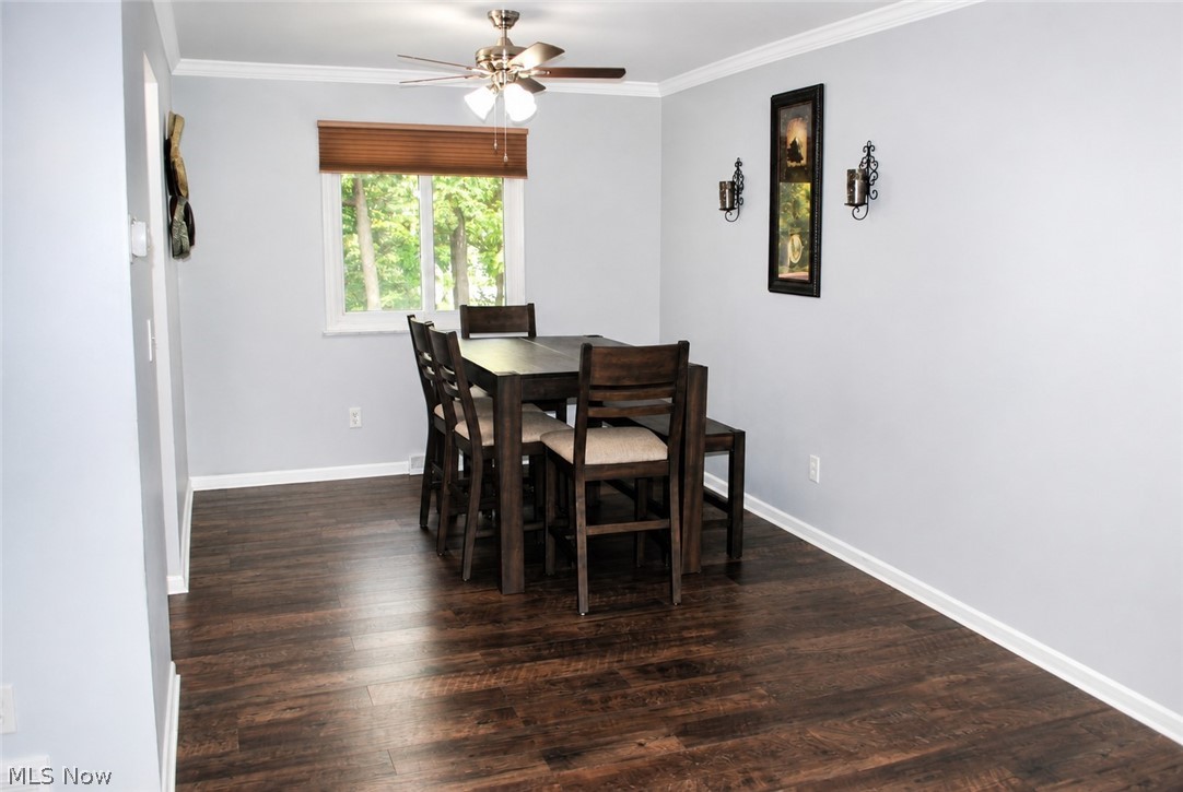 8920 Lakeview Circle Parma OH 44129