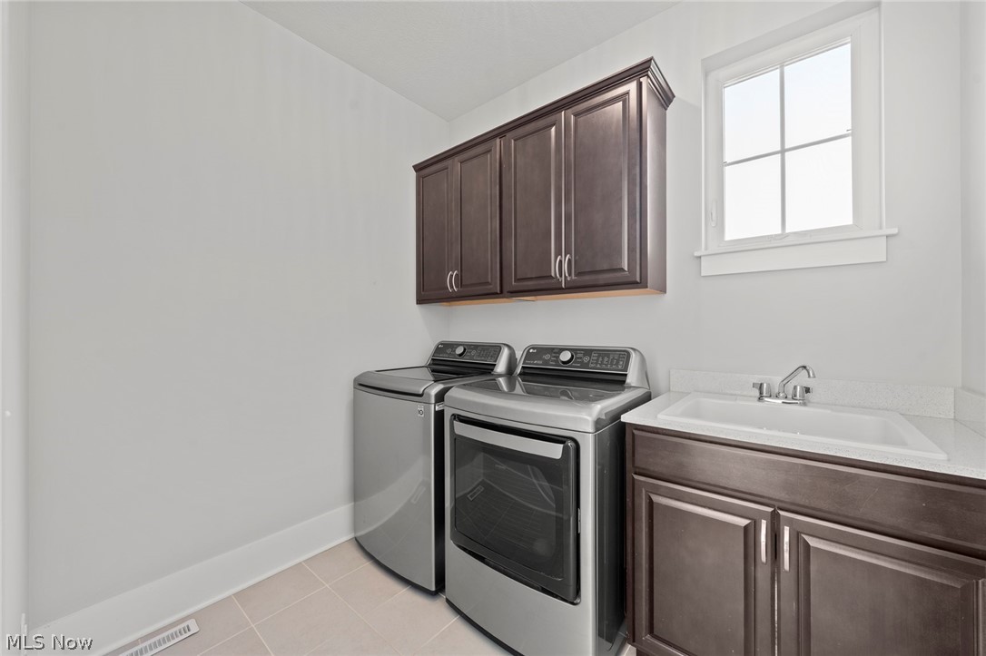 8178 Canyon Ridge Chagrin Falls OH 44023