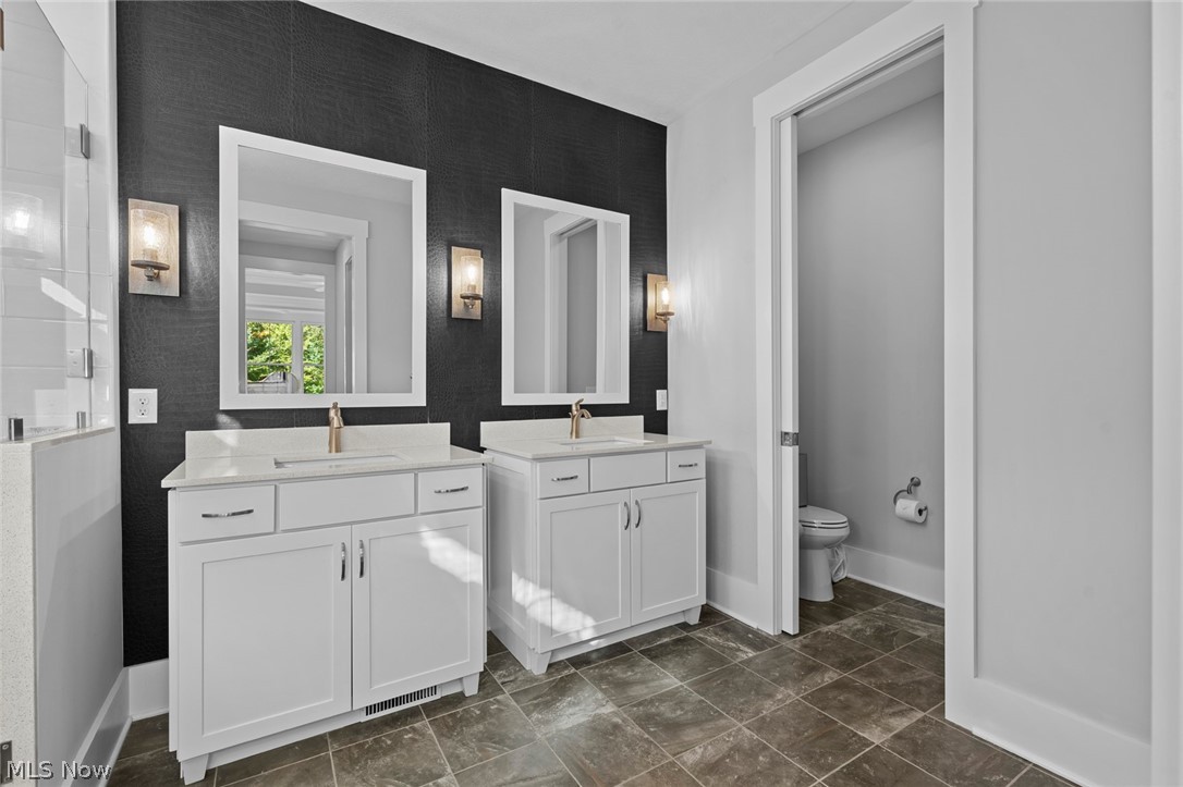 8178 Canyon Ridge Chagrin Falls OH 44023