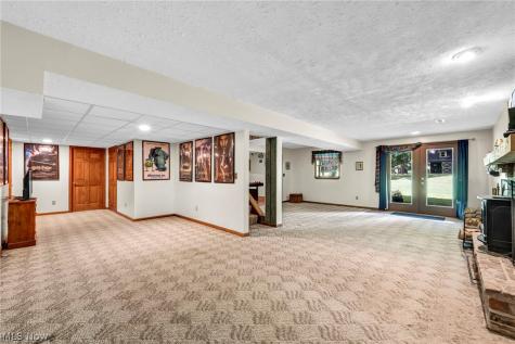 18460 West River Columbia Station OH 44028