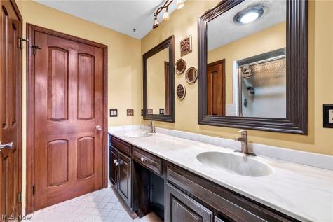 18460 West River Columbia Station OH 44028
