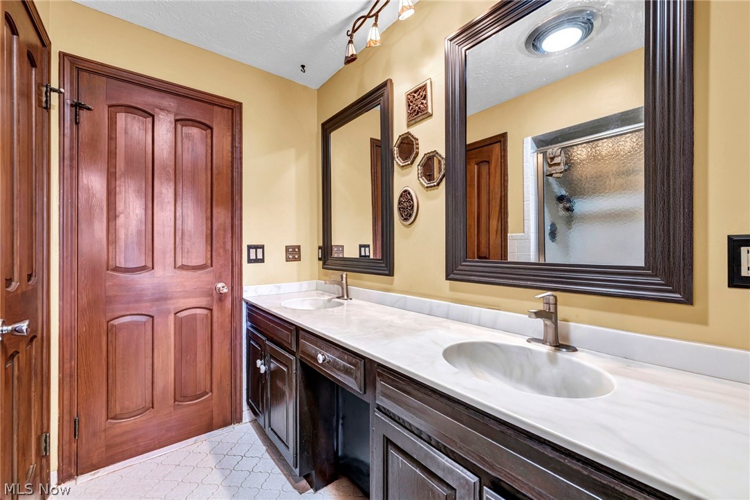 18460 West River Columbia Station OH 44028