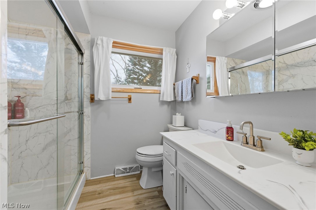 18158 Cook Avenue Strongsville OH 44136