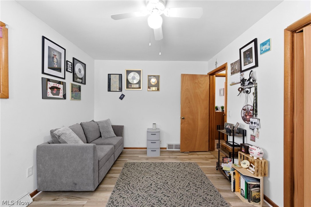 18158 Cook Avenue Strongsville OH 44136