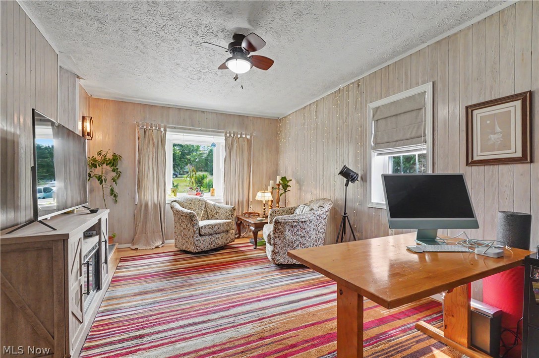1952 Canton Road Akron OH 44312