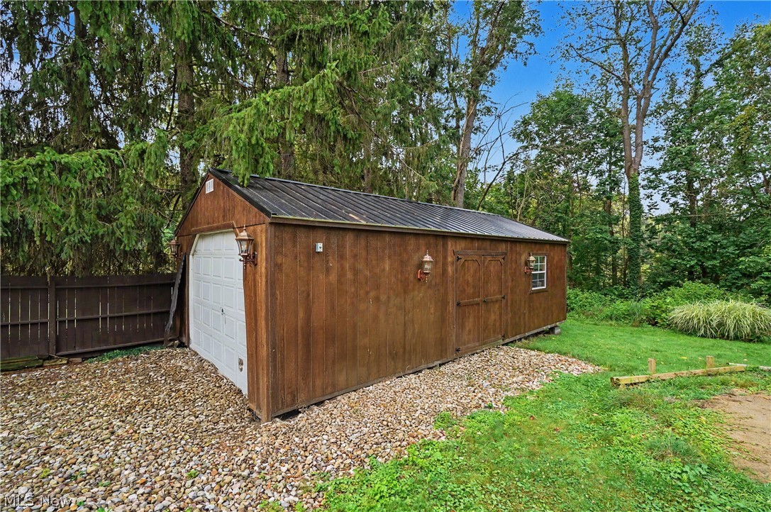 1952 Canton Road Akron OH 44312