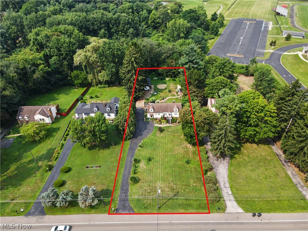 1952 Canton Road Akron OH 44312