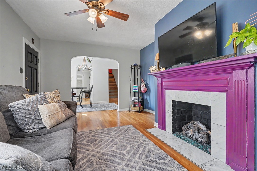 1952 Canton Road Akron OH 44312