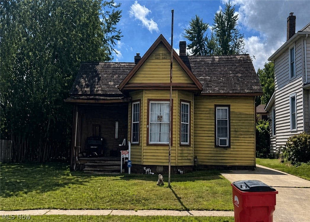 138 Taylor Street Crooksville OH 43731