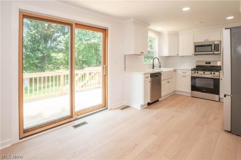994 Erin Drive Kent OH 44240