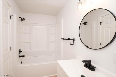 994 Erin Drive Kent OH 44240
