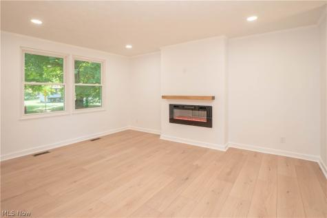 994 Erin Drive Kent OH 44240