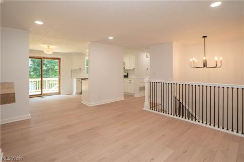 994 Erin Drive Kent OH 44240