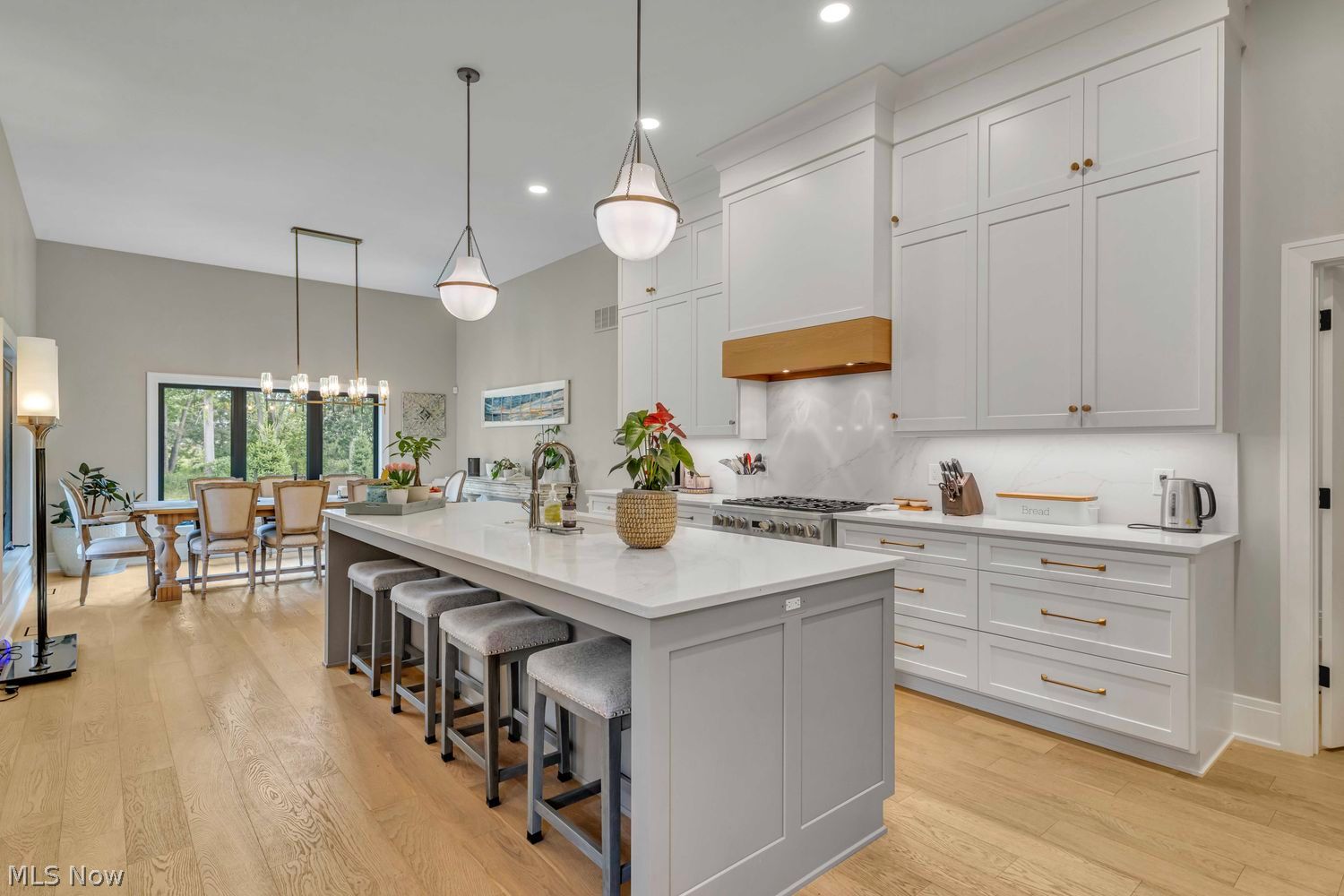 2145 Newbury Drive Westlake OH 44145