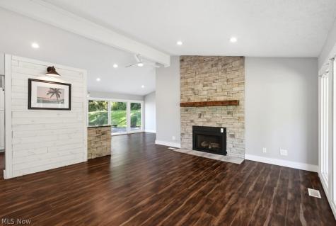 7817 Cambridge Drive Brecksville OH 44141