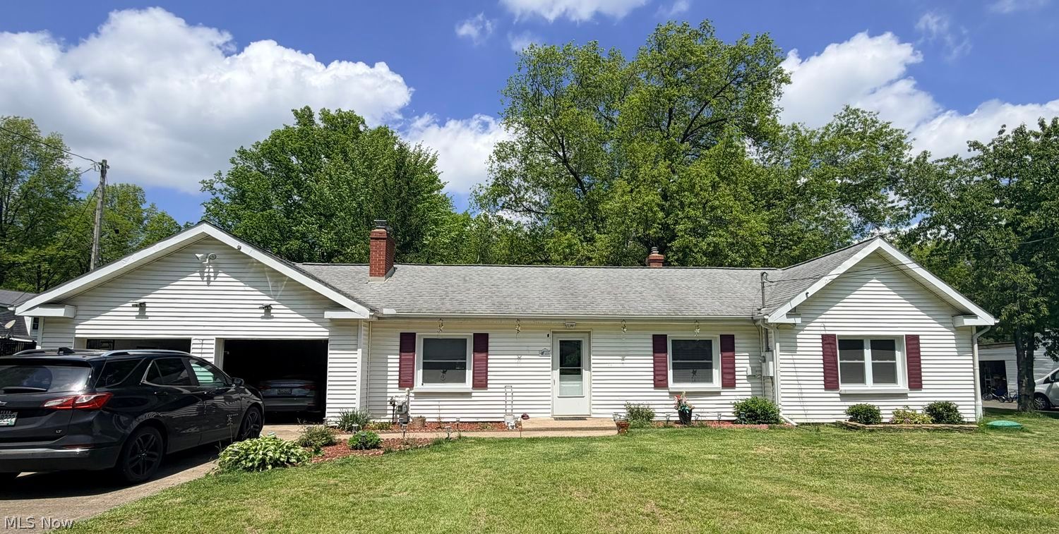 2279 Reeves Road NE Howland OH 44483