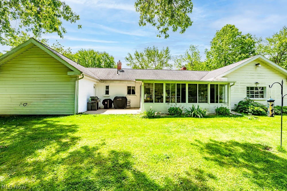 2279 Reeves Road NE Howland OH 44483