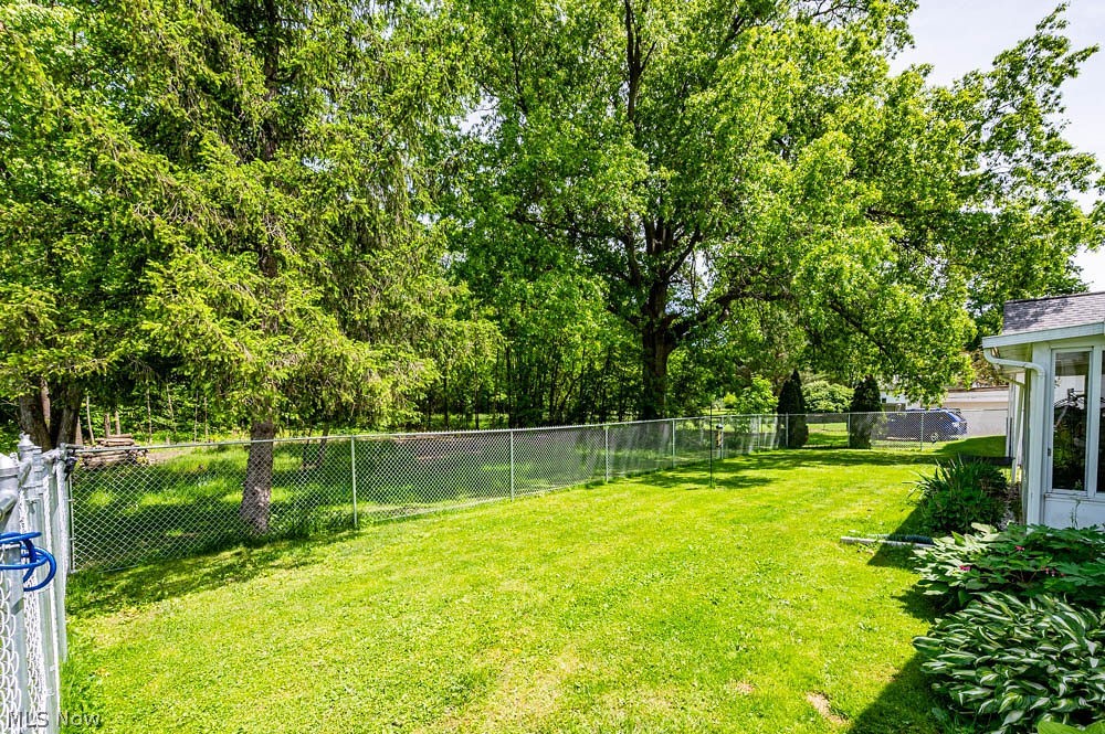 2279 Reeves Road NE Howland OH 44483