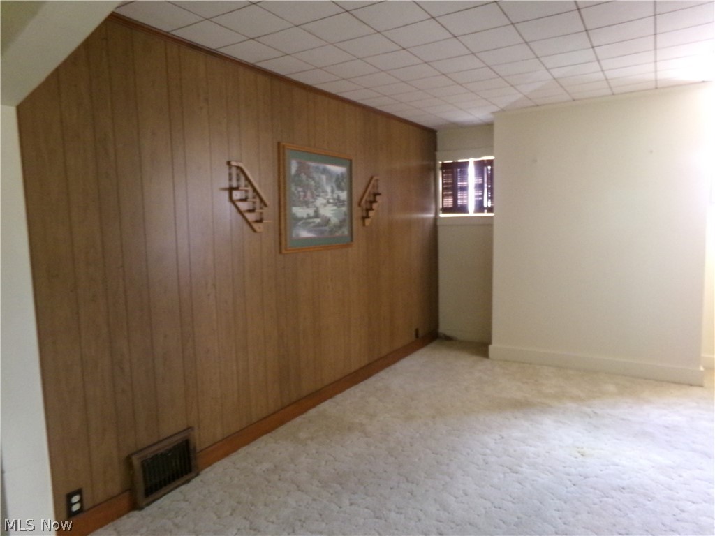 824 Grandview Avenue Coshocton OH 43812