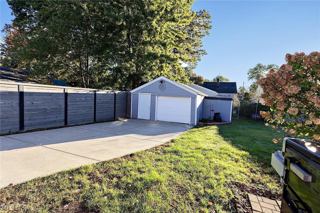5573 Decker Road North Olmsted OH 44070