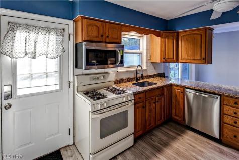 5573 Decker Road North Olmsted OH 44070