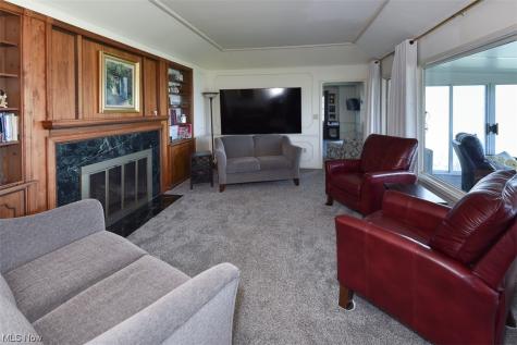 24636 Lake Road Bay Village OH 44140