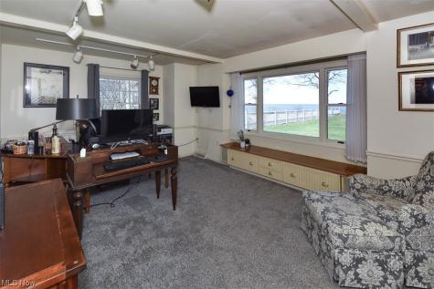24636 Lake Road Bay Village OH 44140