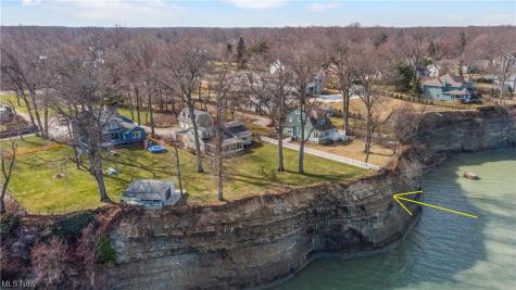 24636 Lake Road Bay Village OH 44140