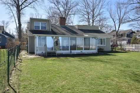 24636 Lake Road Bay Village OH 44140