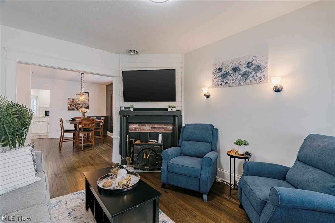 4602 Beta Avenue Newburgh Heights OH 44105
