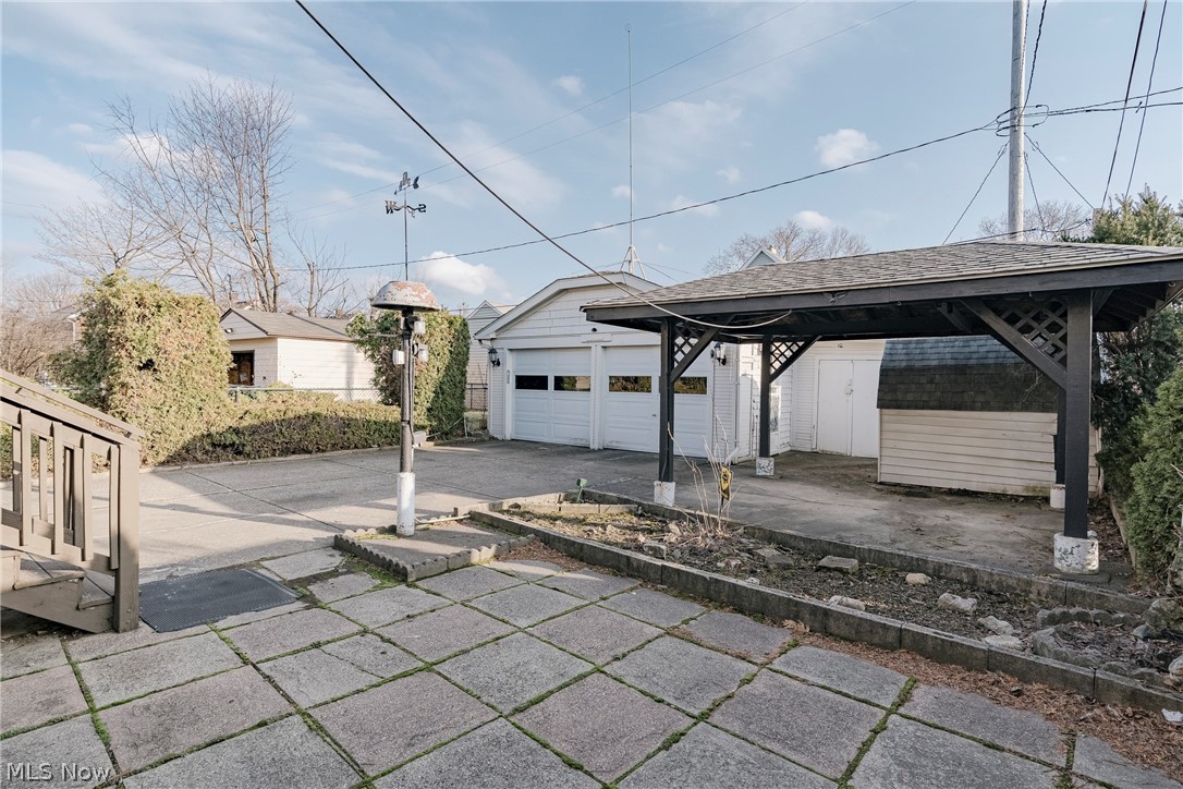 4602 Beta Avenue Newburgh Heights OH 44105