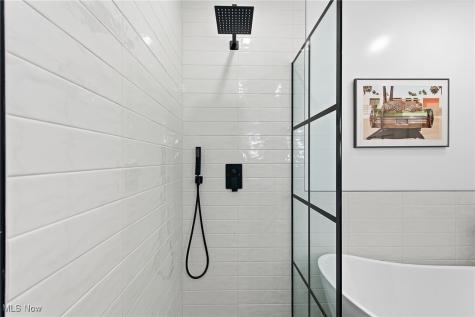 9918 Quebec Avenue Cleveland OH 44106