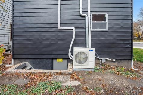 9918 Quebec Avenue Cleveland OH 44106