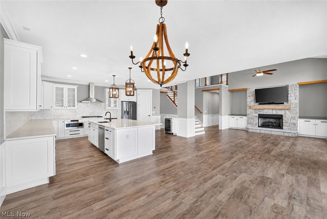 4286 Saint Theresa Boulevard Avon OH 44011