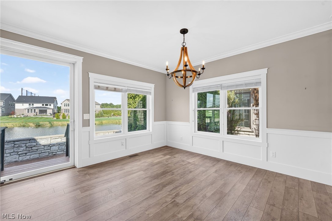 4286 Saint Theresa Boulevard Avon OH 44011