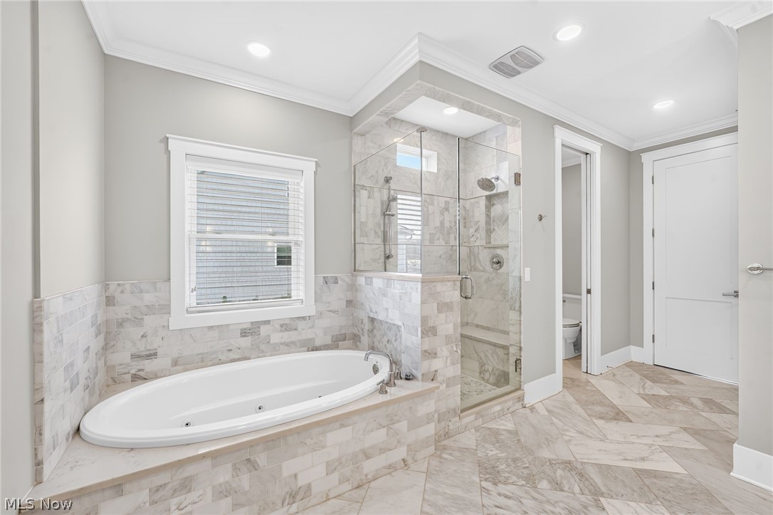 4286 Saint Theresa Boulevard Avon OH 44011