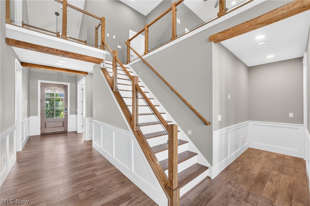 4286 Saint Theresa Boulevard Avon OH 44011