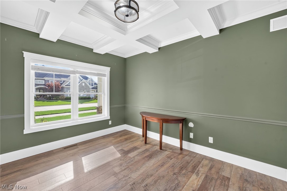 4286 Saint Theresa Boulevard Avon OH 44011