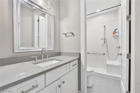 4286 Saint Theresa Boulevard Avon OH 44011
