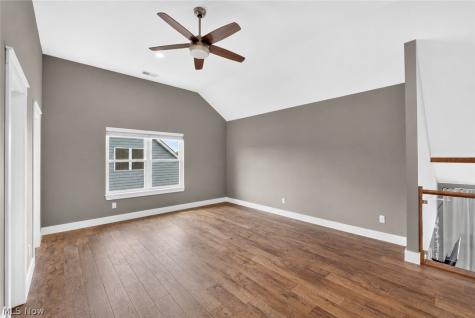4286 Saint Theresa Boulevard Avon OH 44011