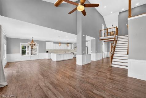 4286 Saint Theresa Boulevard Avon OH 44011