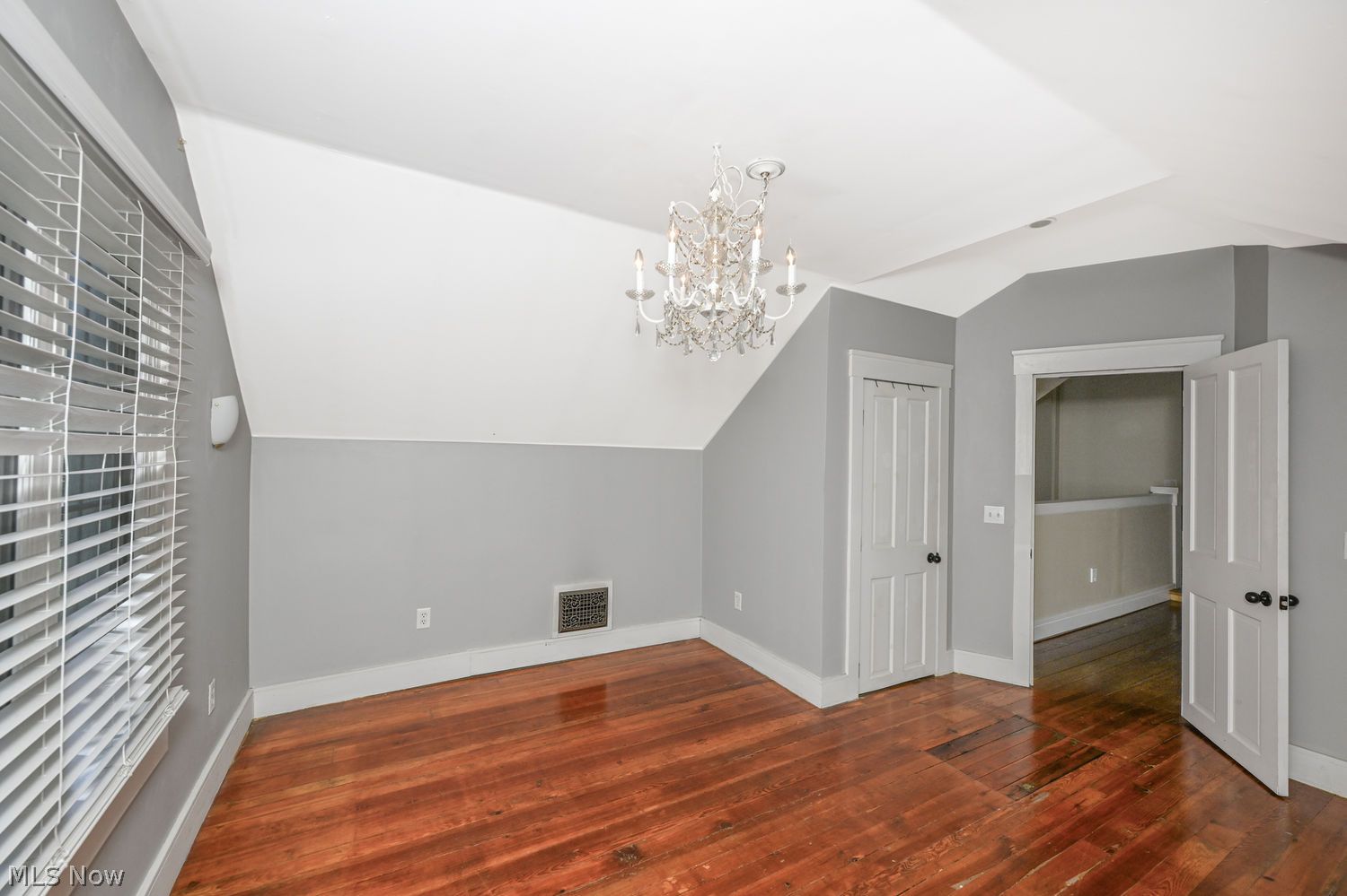 302 Merriman Road Akron OH 44303