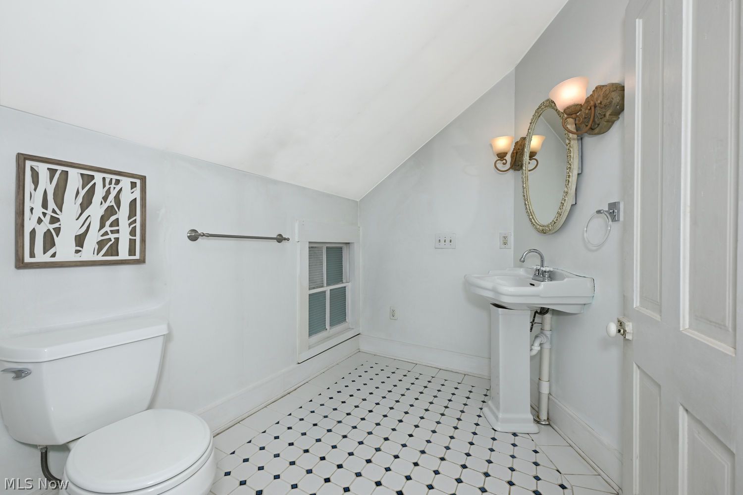 302 Merriman Road Akron OH 44303