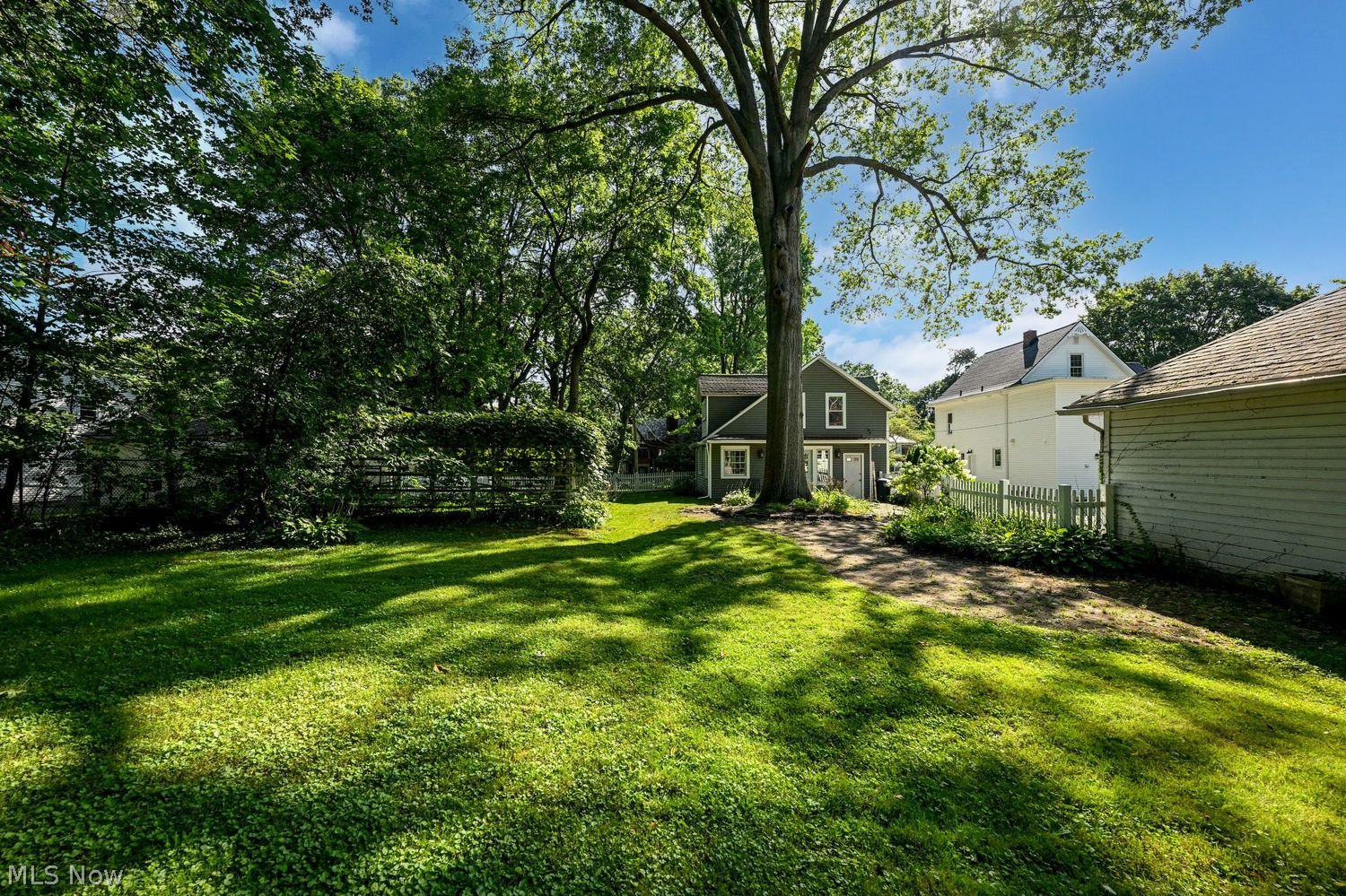 302 Merriman Road Akron OH 44303