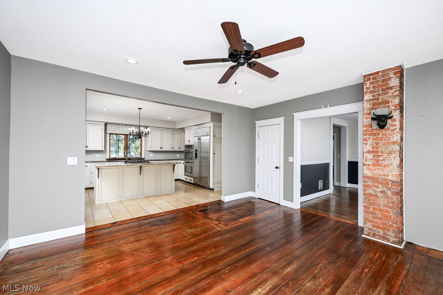 302 Merriman Road Akron OH 44303