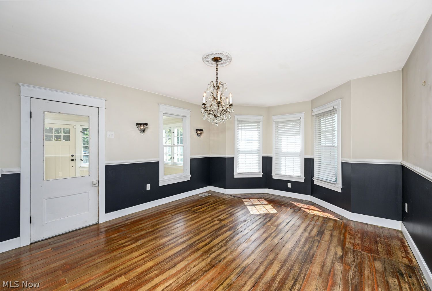 302 Merriman Road Akron OH 44303